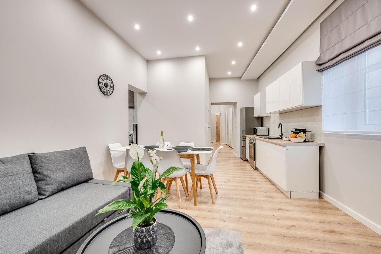 Central Platinum Apartments 29 ريبنيك المظهر الخارجي الصورة