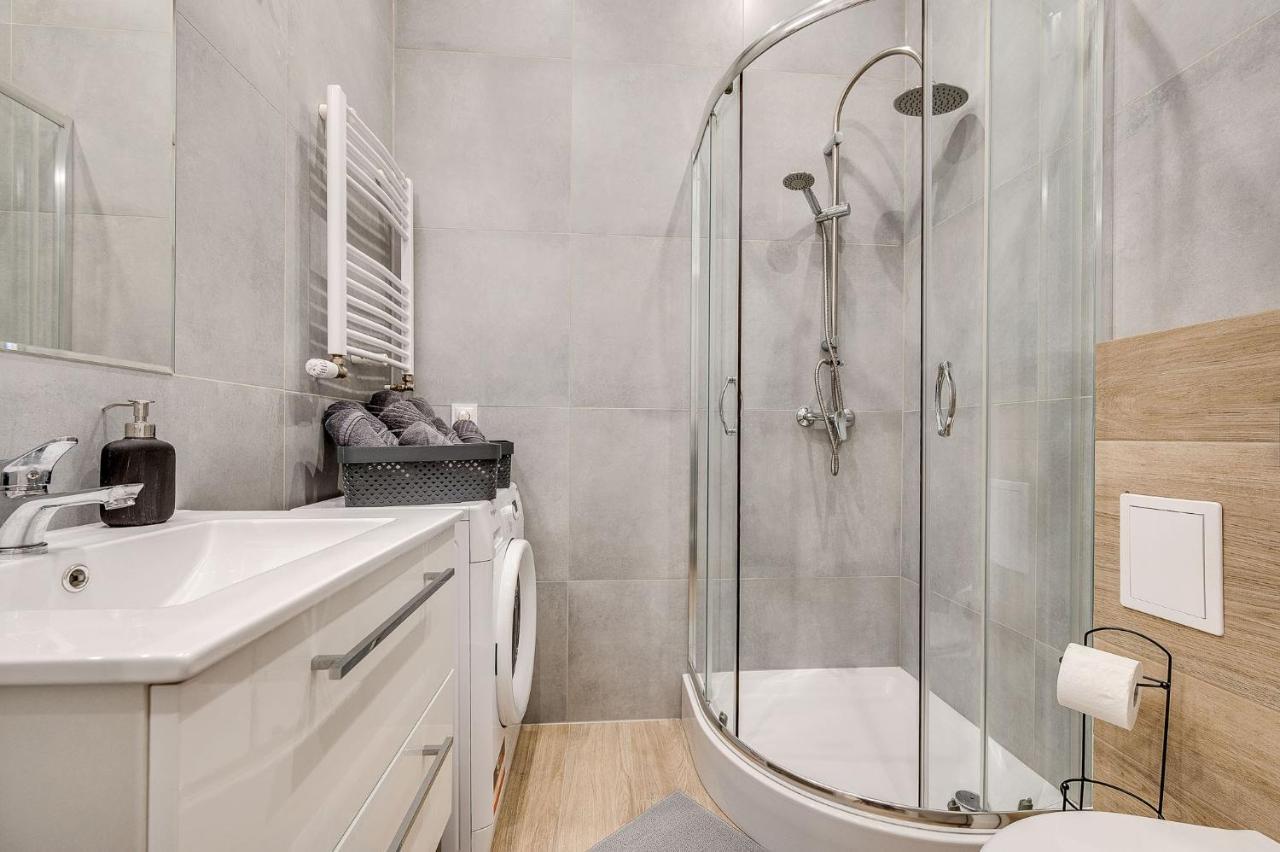 Central Platinum Apartments 29 ريبنيك المظهر الخارجي الصورة